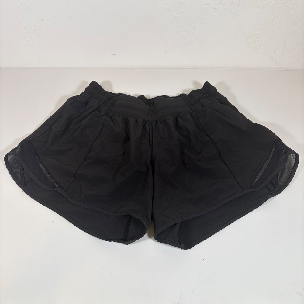 Lululemon Hotty Hot Low-Rise Lined Shorts 2.5" inseam Black Size 6